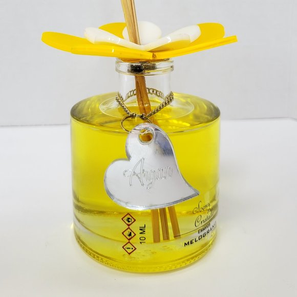 Debora Carlucci Round Reed Diffuser Sweet Argan Scent Bottle w/ Vibrant Flower - Picture 1 of 6